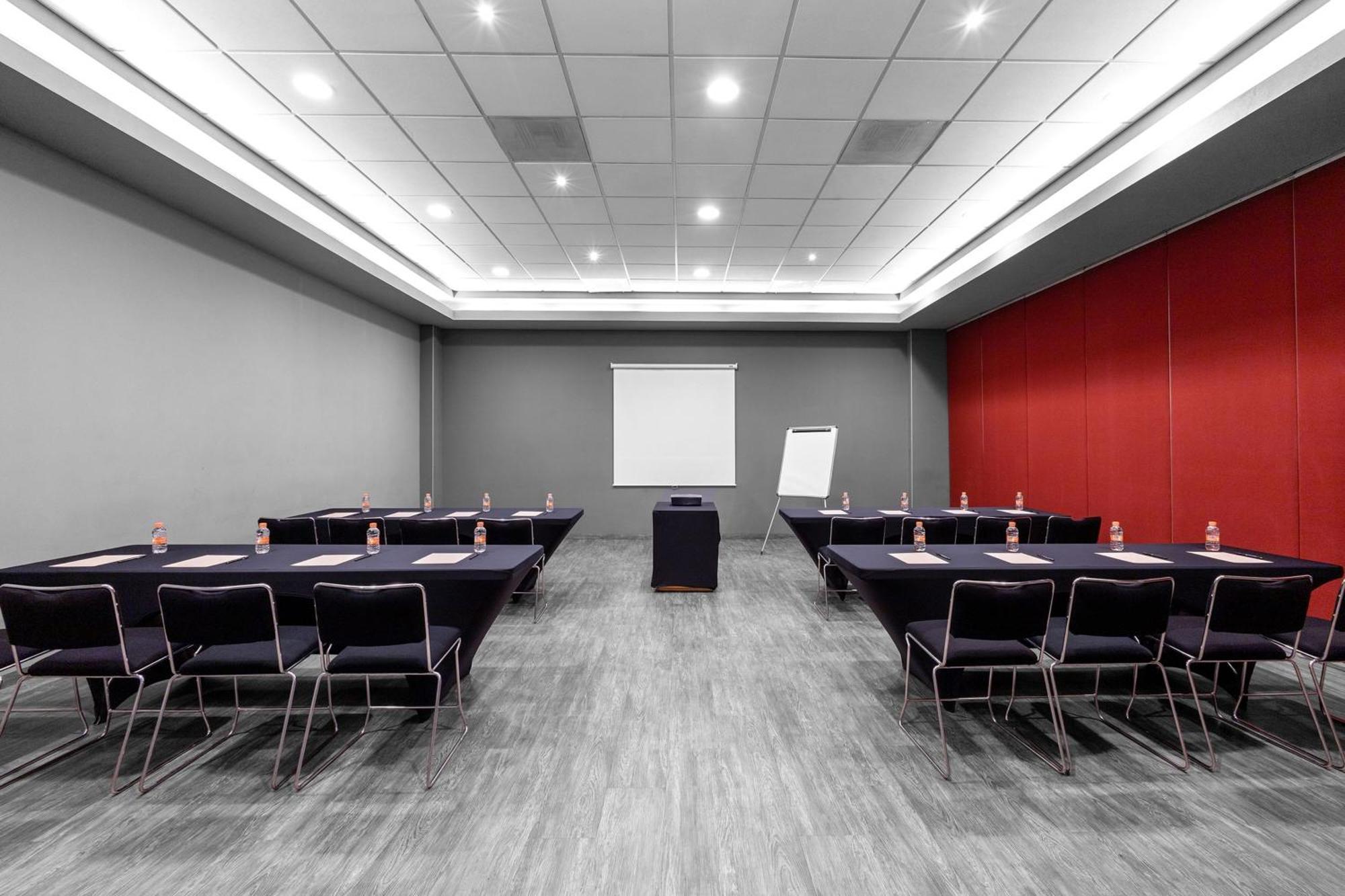 City Express Plus By Marriott Guadalajara Expo Zapopan Ngoại thất bức ảnh