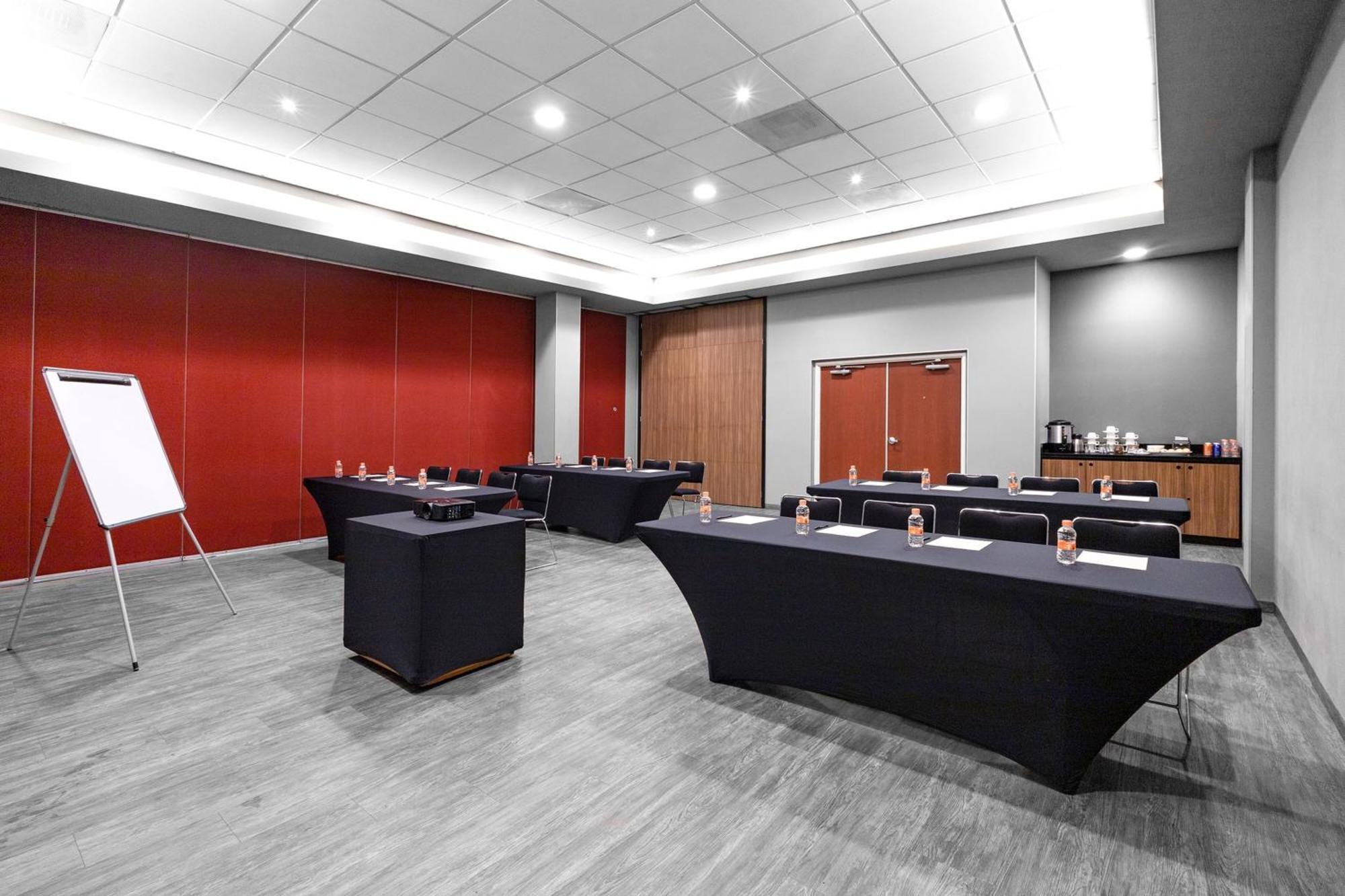 City Express Plus By Marriott Guadalajara Expo Zapopan Ngoại thất bức ảnh