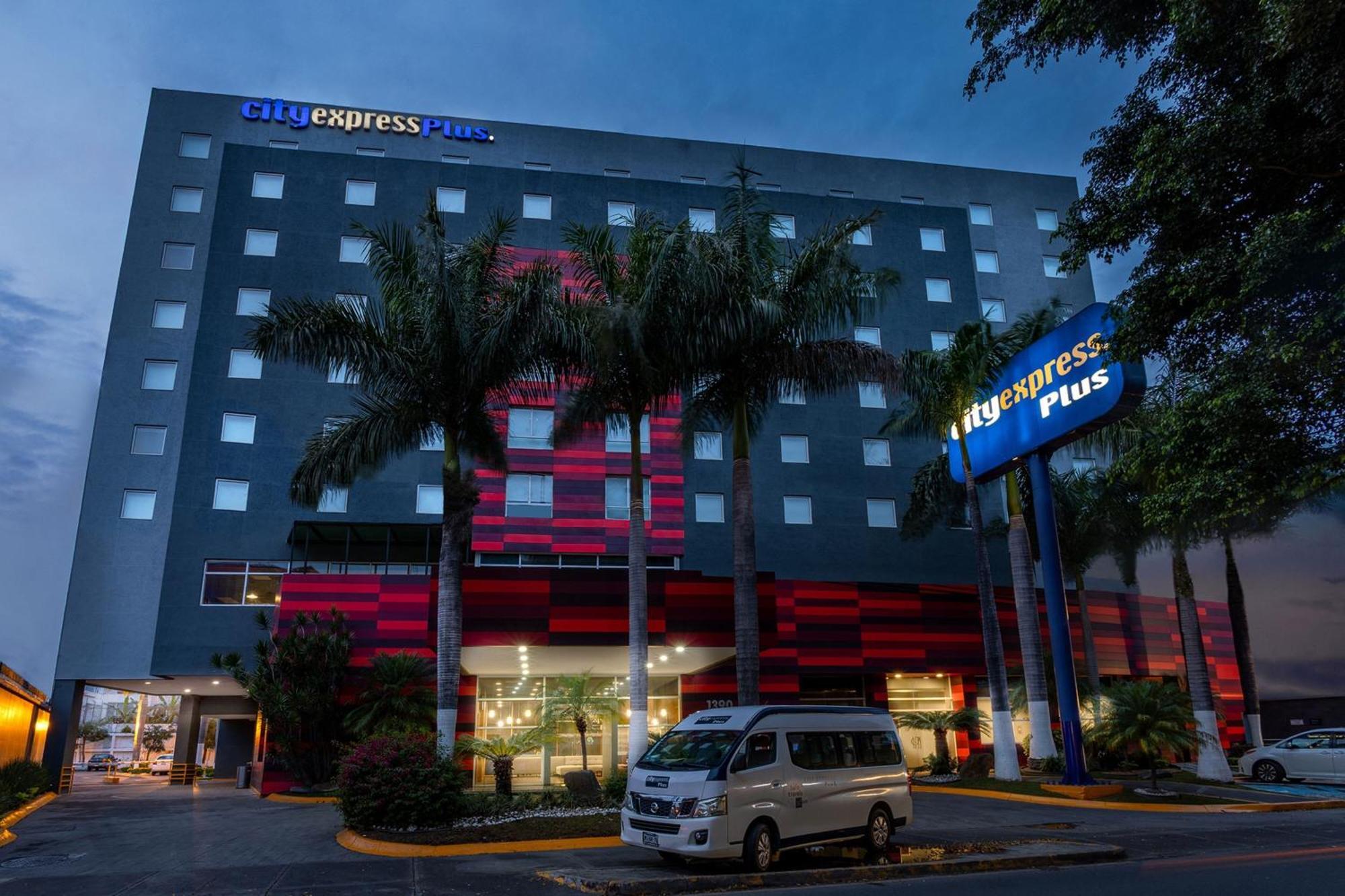 City Express Plus By Marriott Guadalajara Expo Zapopan Ngoại thất bức ảnh