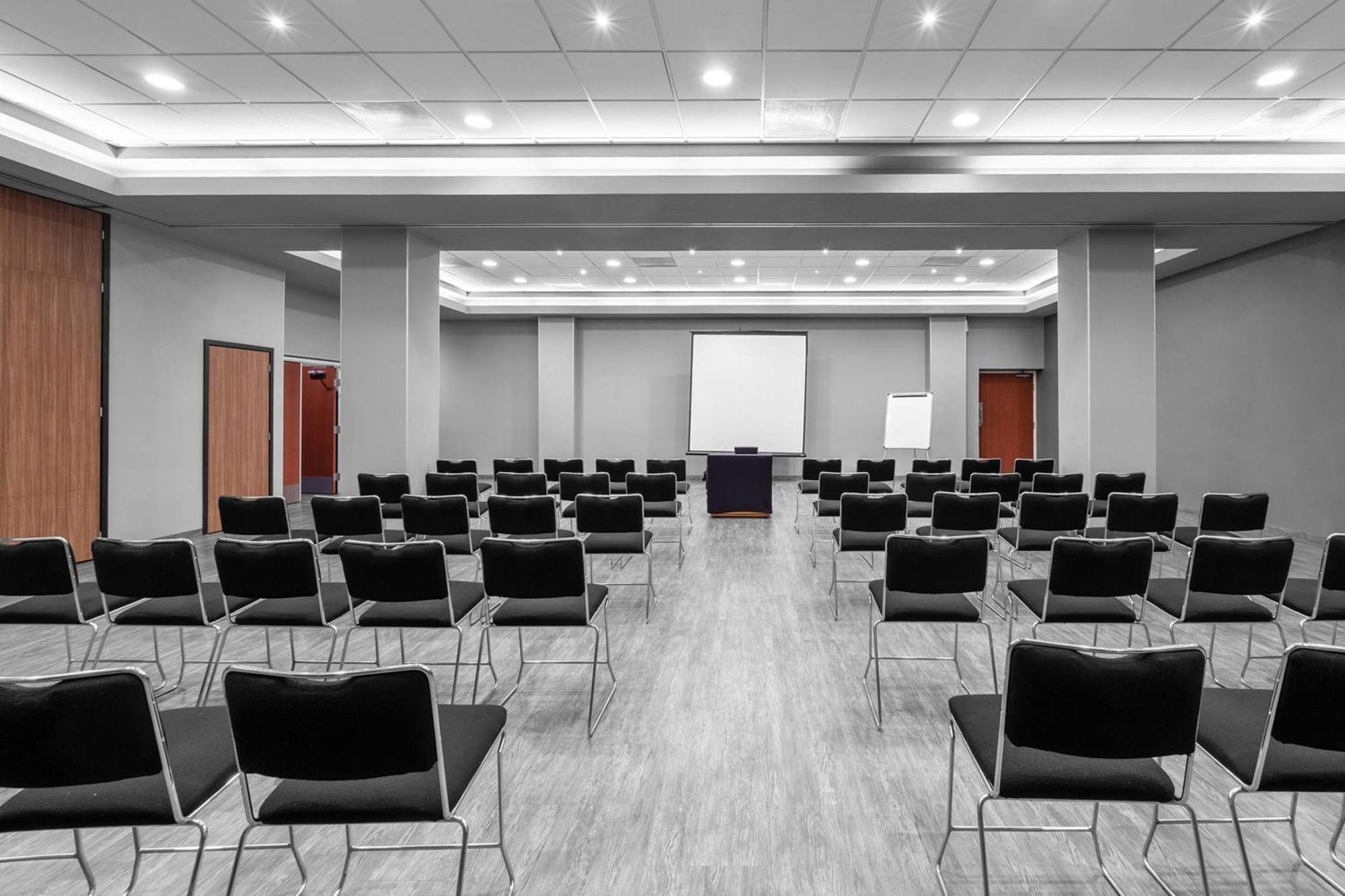 City Express Plus By Marriott Guadalajara Expo Zapopan Ngoại thất bức ảnh